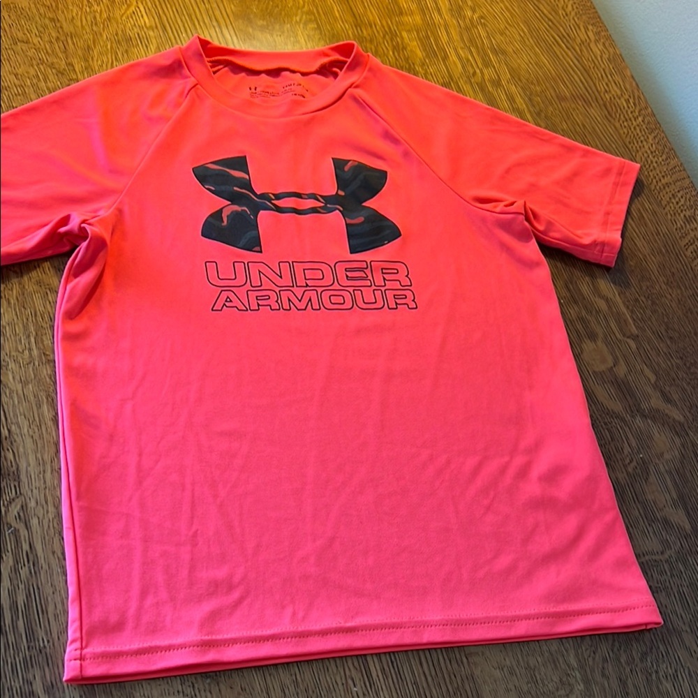 Under Armour Pink T-Shirt